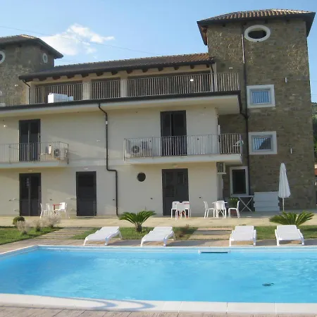Couette-café Le Torri Del Cilento