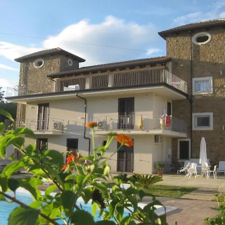 فندق مبيت وإفطار Le Torri Del Cilento 3*