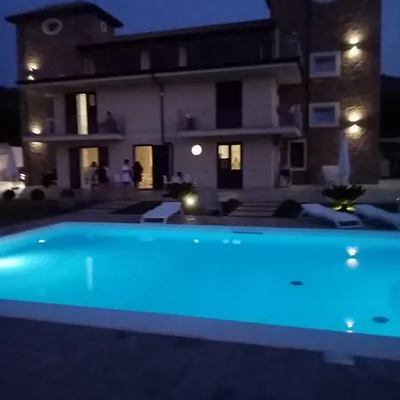 Couette-café Le Torri Del Cilento *