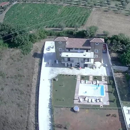 Le Torri Del Cilento * סנטה מריה די קסטלבאטה